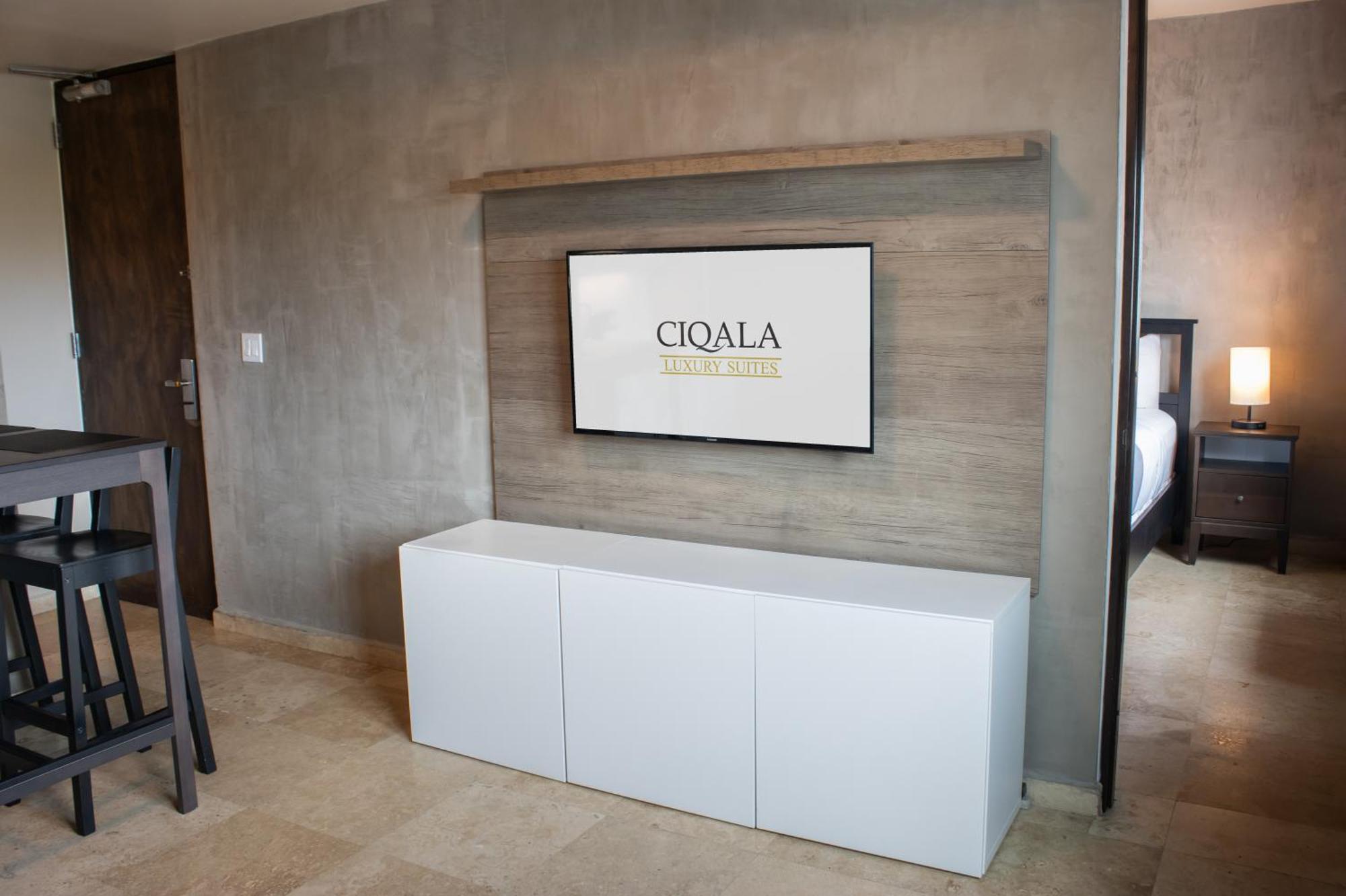 Ciqala Suites Hotel - San Juan Esterno foto
